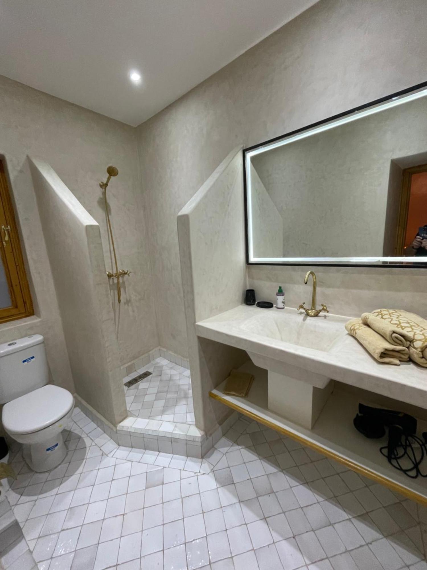Riad Madinina Marrakesh Bagian luar foto