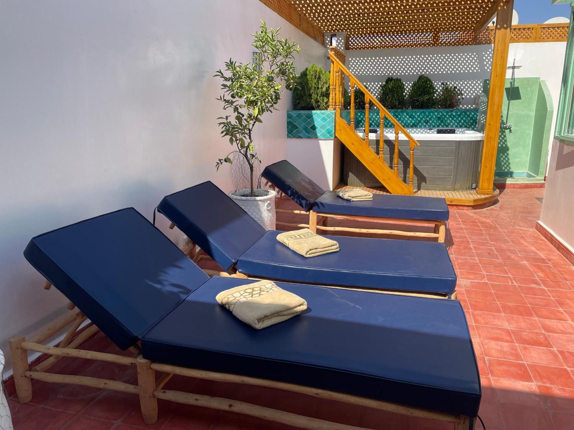 Riad Madinina Marrakesh Bagian luar foto