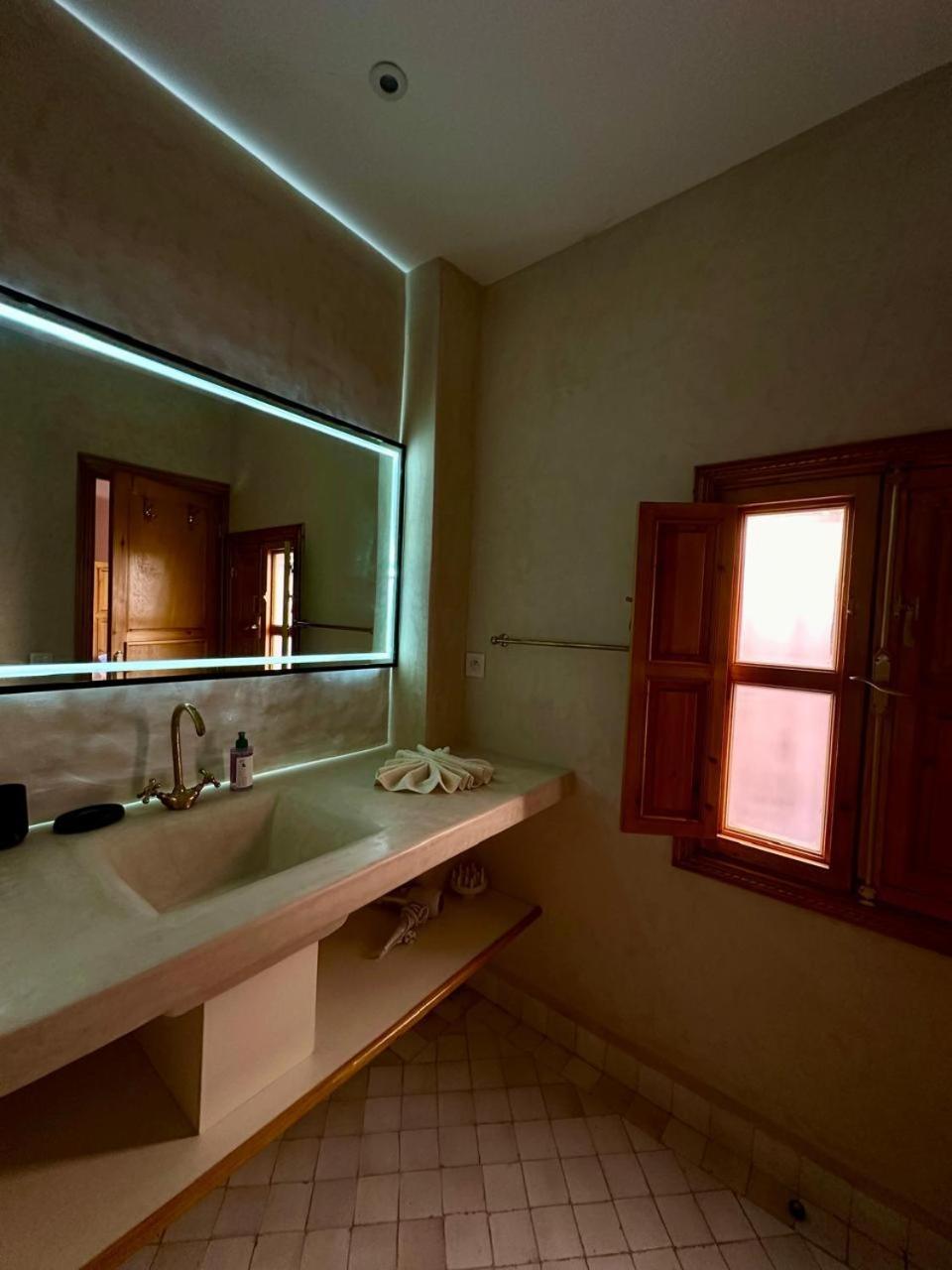 Riad Madinina Marrakesh Bagian luar foto