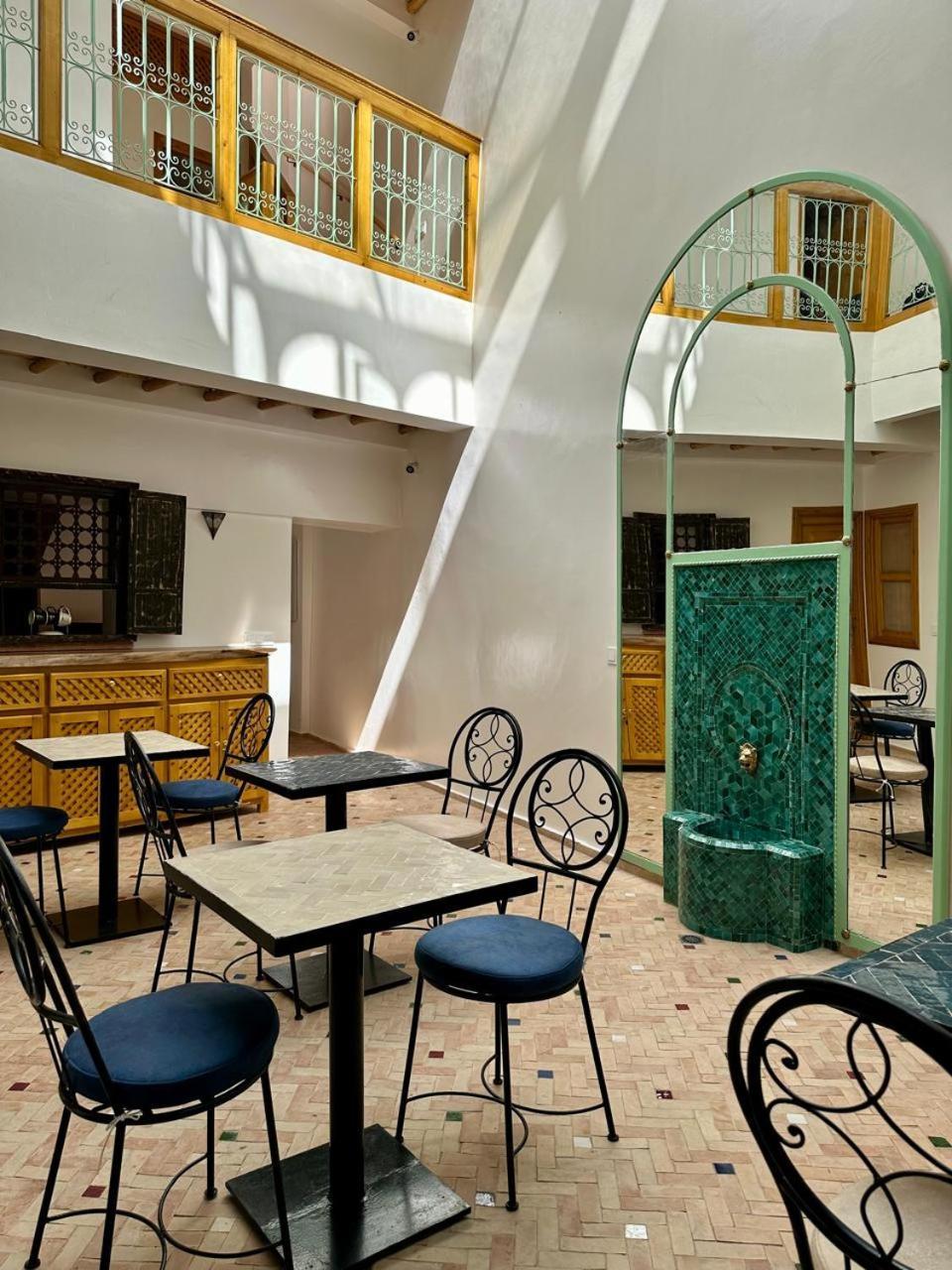 Riad Madinina Marrakesh Bagian luar foto